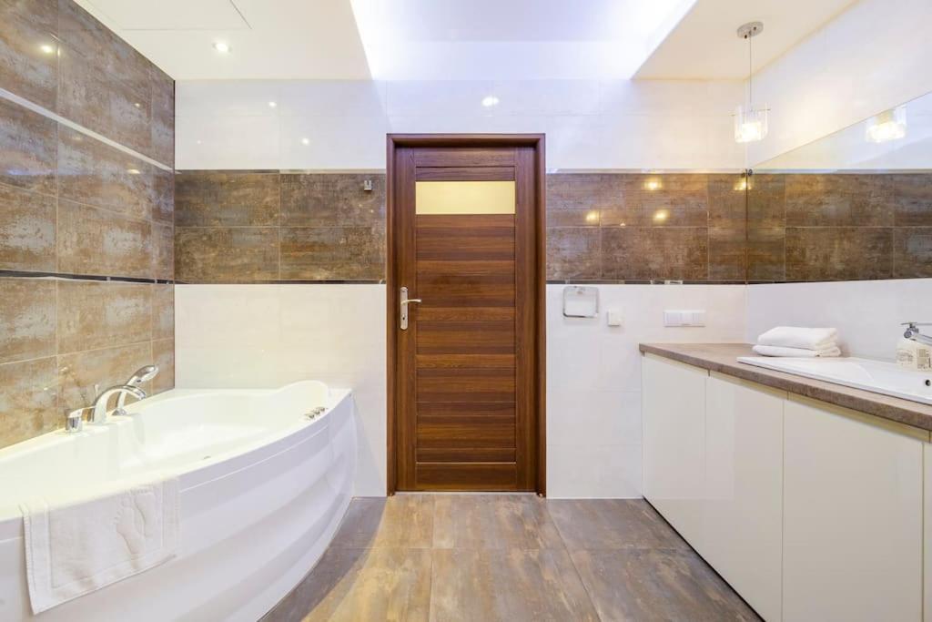 קרקוב Florianska Glamour Apartments מראה חיצוני תמונה