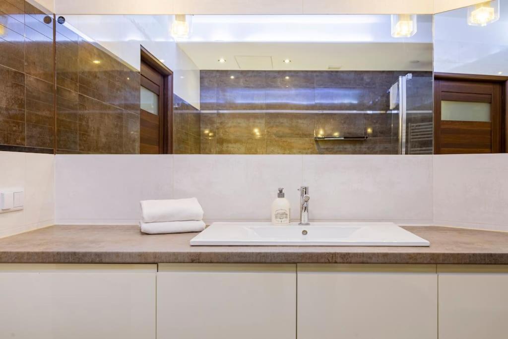 קרקוב Florianska Glamour Apartments מראה חיצוני תמונה